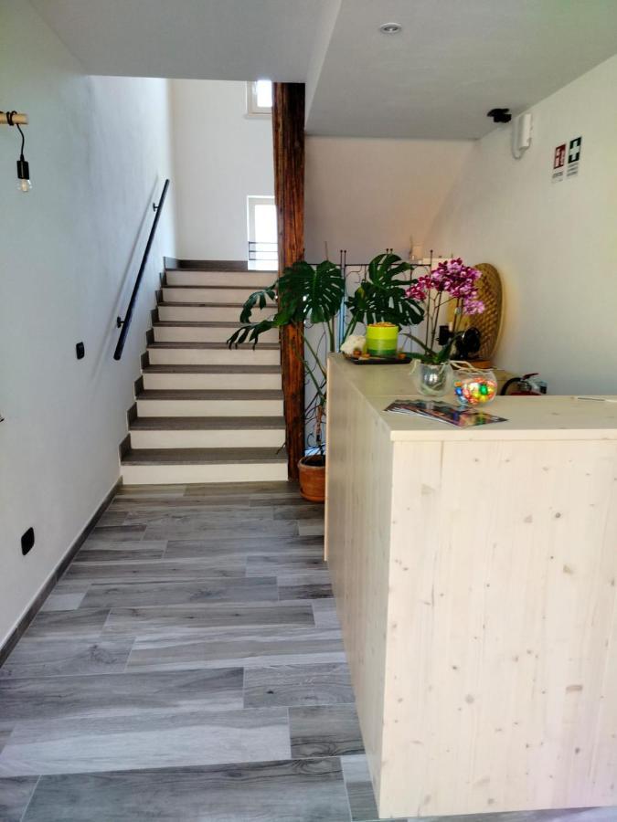 Nave San Rocco Agritur Lavanda מראה חיצוני תמונה